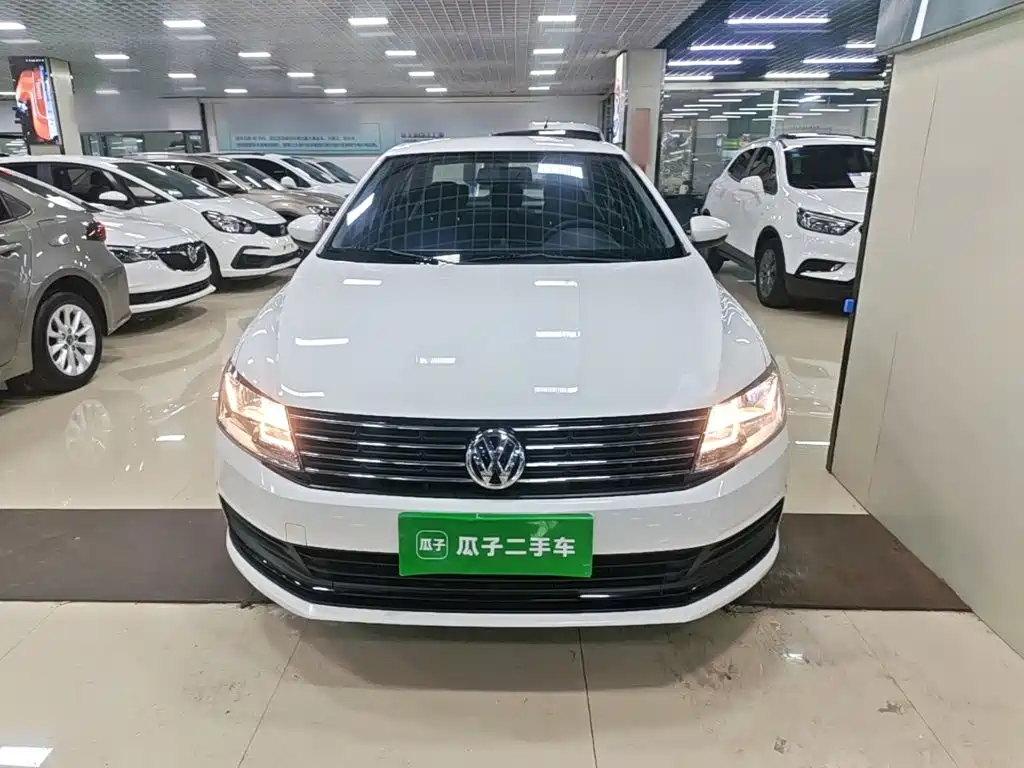 Volkswagen Lavida — миниатюра 3