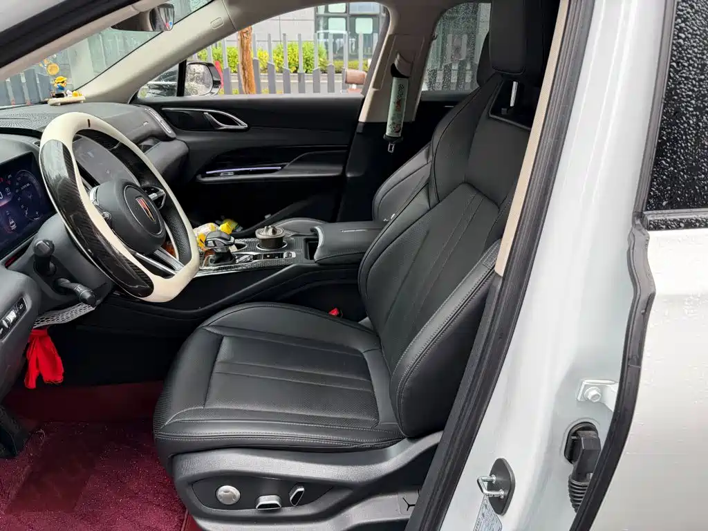Hongqi Hongqi HS3 — миниатюра 8