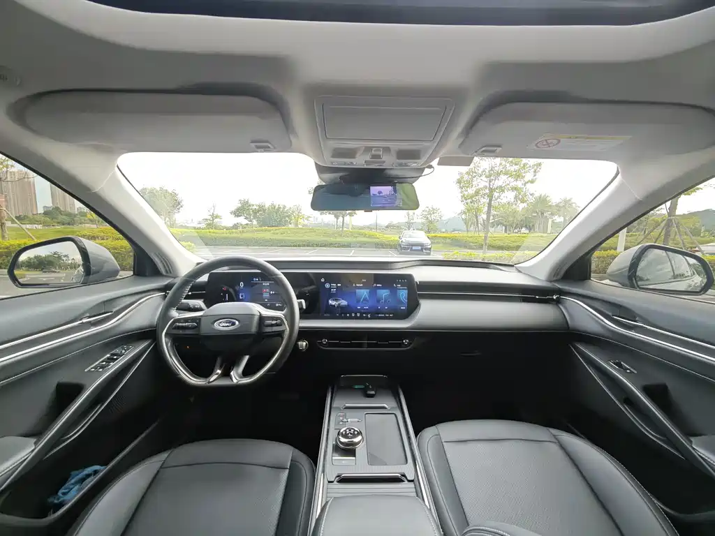 Ford Mondeo — миниатюра 15