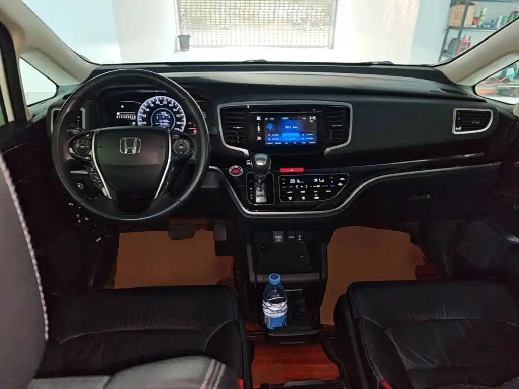 Honda Odyssey — миниатюра 10