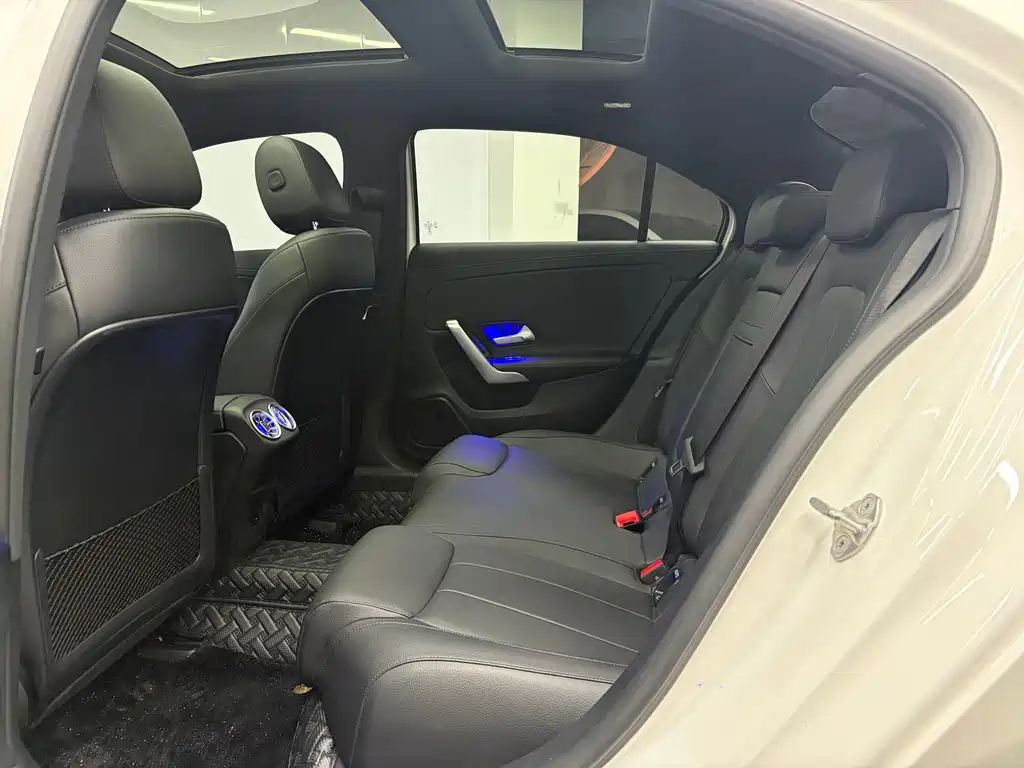 Mercedes-Benz A-Class — миниатюра 16