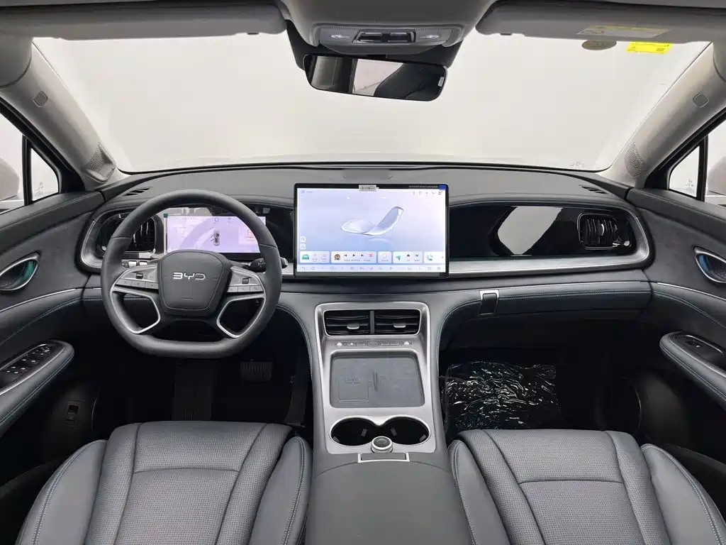 BYD Морской лев 07 DM-i — миниатюра 10