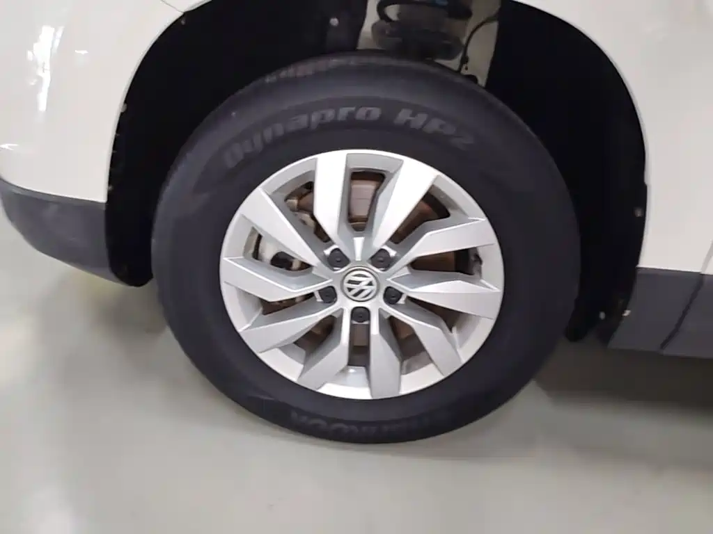 Volkswagen Tharu — миниатюра 23