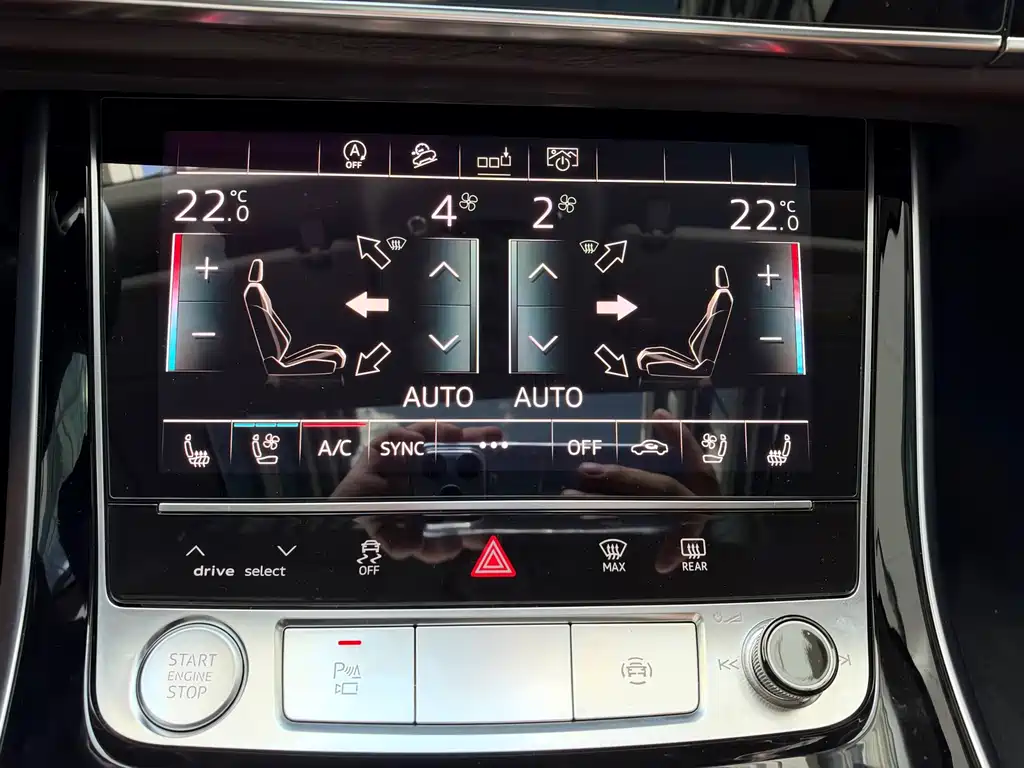 Audi Q7 — миниатюра 12