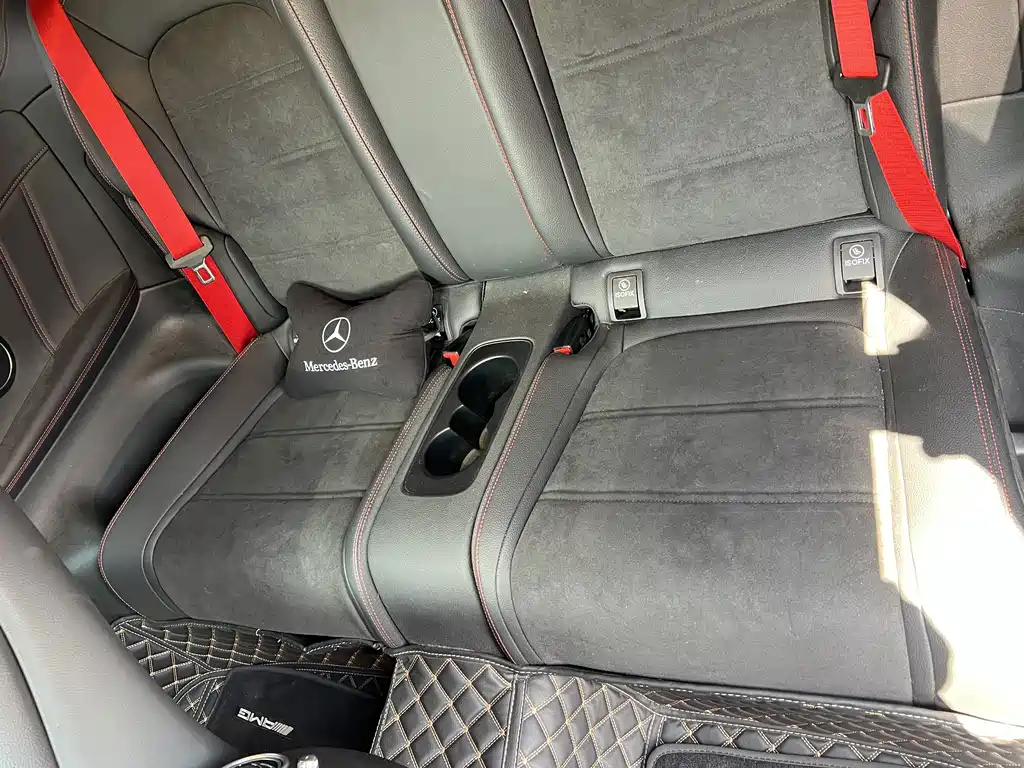 Mercedes-Benz C-Class (Import) — миниатюра 14