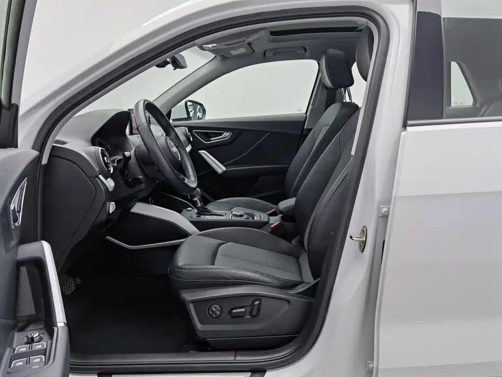 Audi Q2L — миниатюра 10