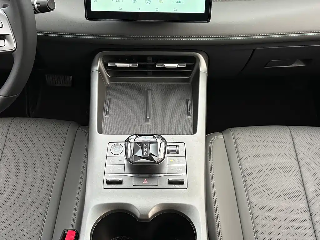 BYD Qin PLUS — миниатюра 10