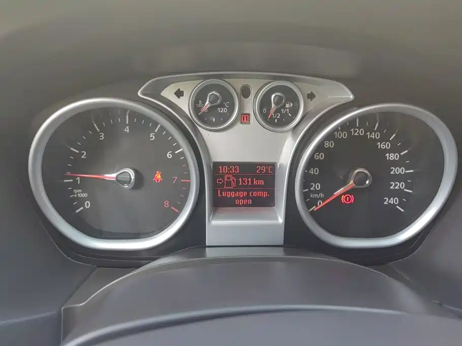 Ford Focus — миниатюра 14