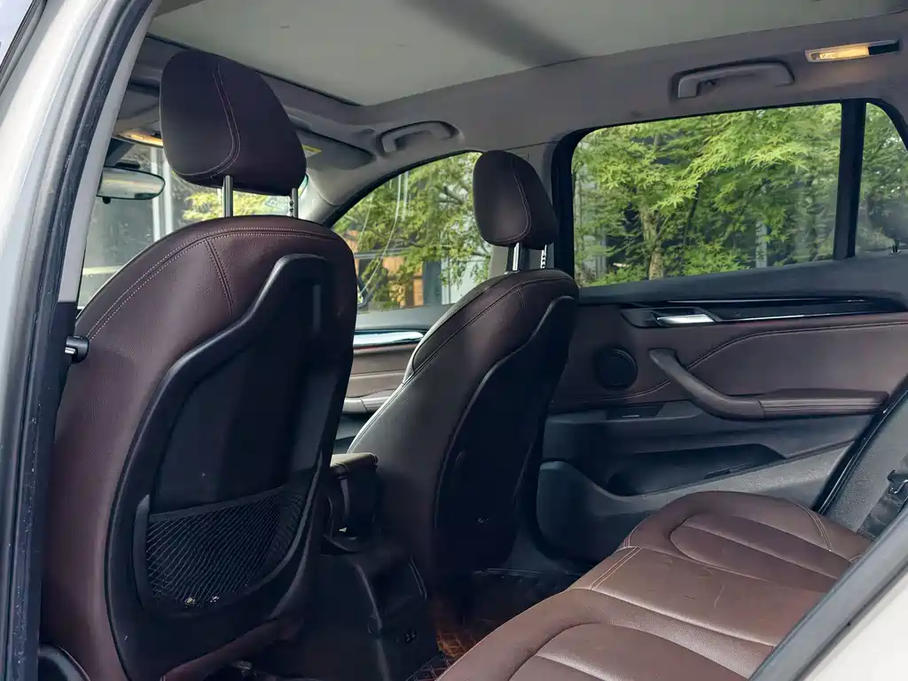 BMW X1 — миниатюра 7