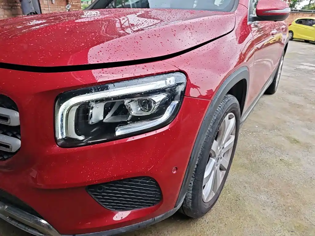 Mercedes-Benz GLB — миниатюра 24
