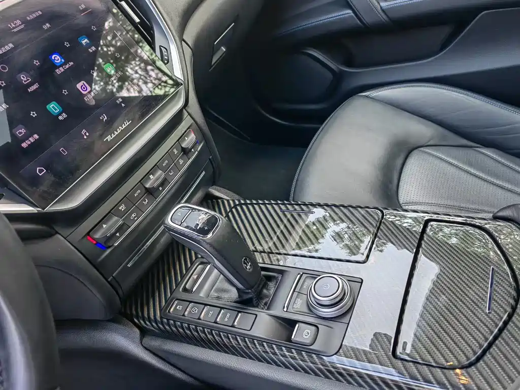 Maserati Ghibli — миниатюра 10