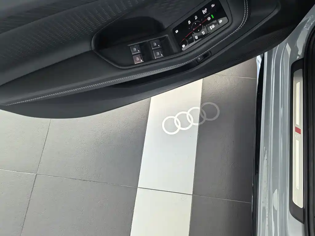 Audi A5L 2.0T Sport Edition Plus, фото 8