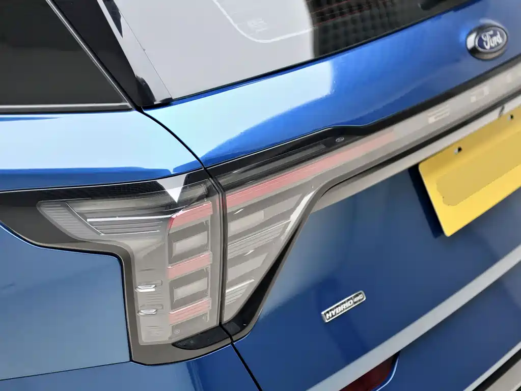 Ford Edge — миниатюра 24