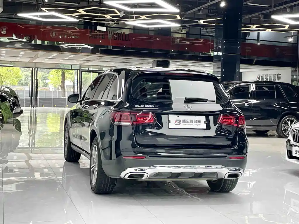 Mercedes-Benz GLC — миниатюра 11