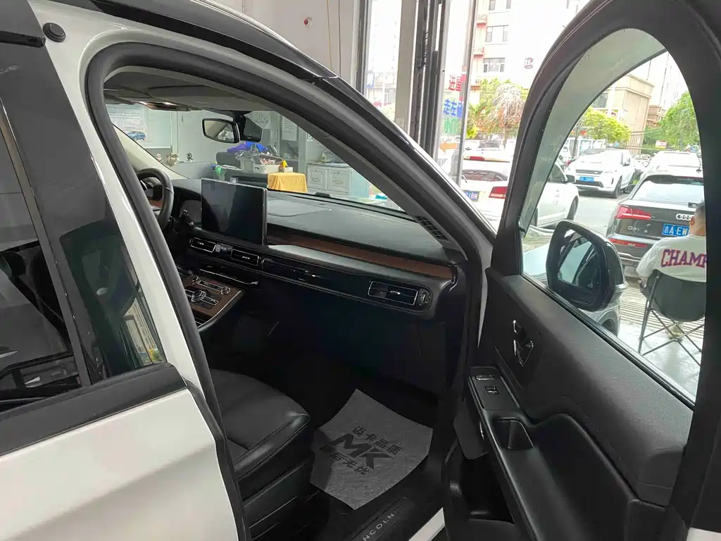 Lincoln Aviator 3.0T V6 4WD Premium Edition, фото 6