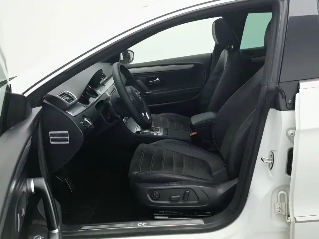 Volkswagen CC — миниатюра 10