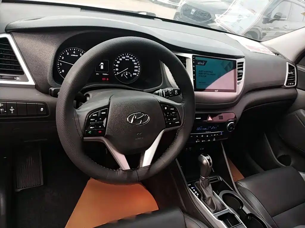 Hyundai Tucson 2015 1.6T DCT