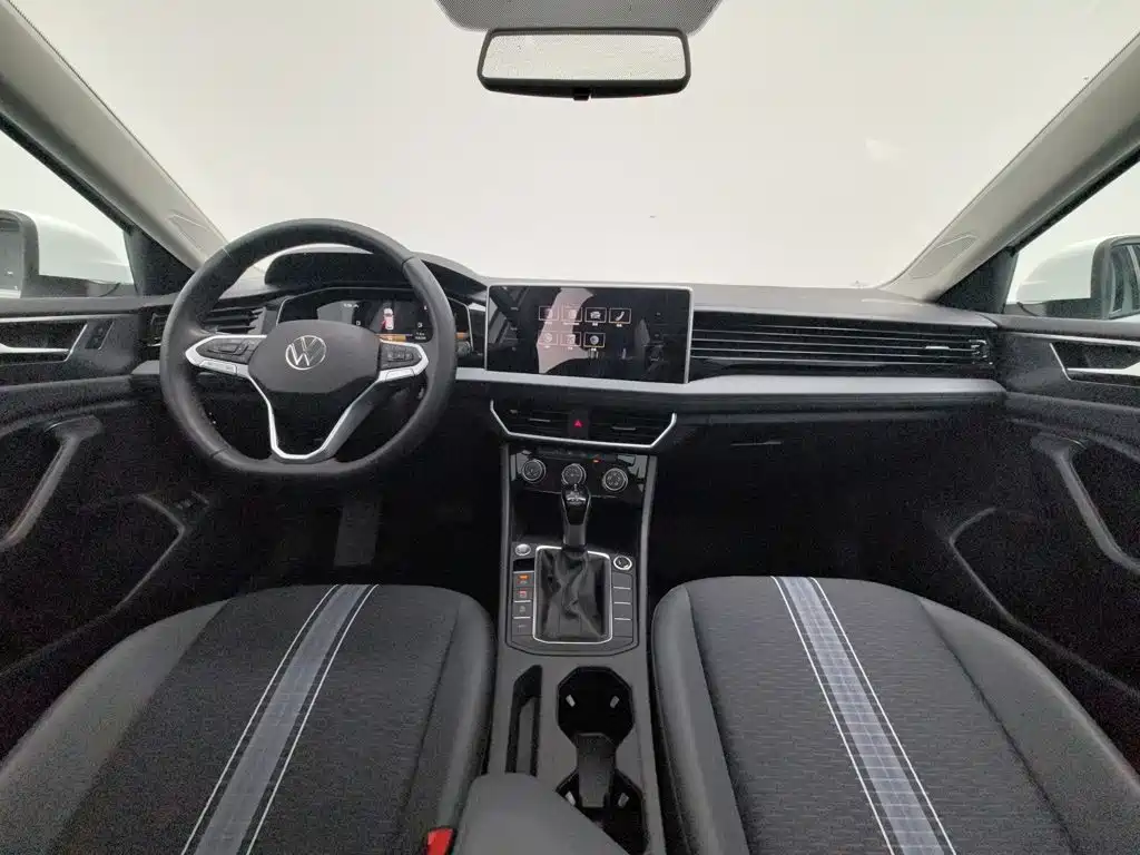 Volkswagen Sagitar — миниатюра 5