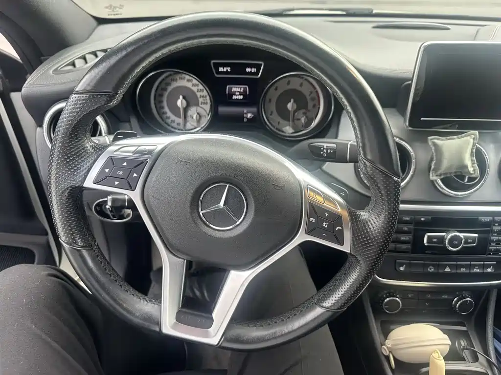 Mercedes-Benz CLA (Import) — миниатюра 7