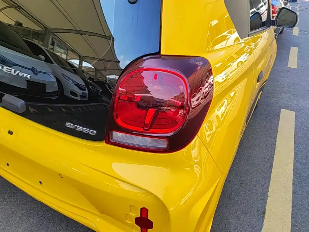 Roewe Clever — миниатюра 8