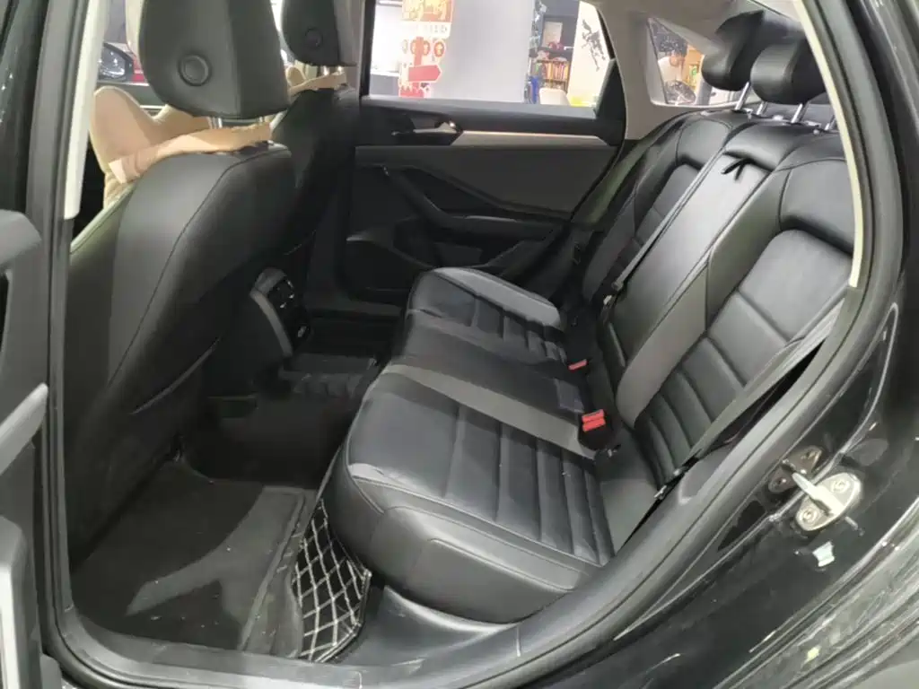 Volkswagen Sagitar — миниатюра 17