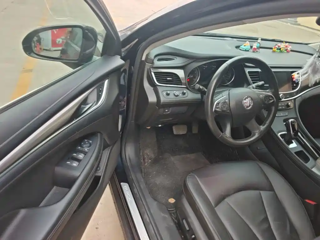 Buick LaCrosse — миниатюра 16