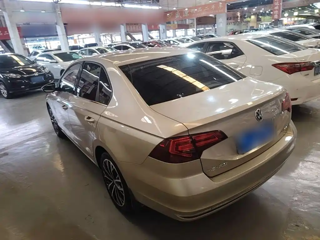 Volkswagen Bora — миниатюра 5