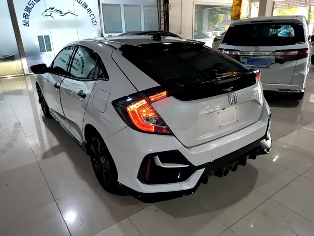 Honda Civic — миниатюра 5