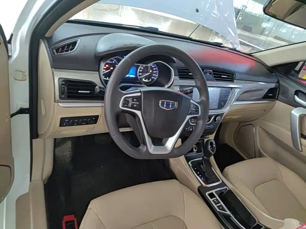 Geely Emgrand — миниатюра 10