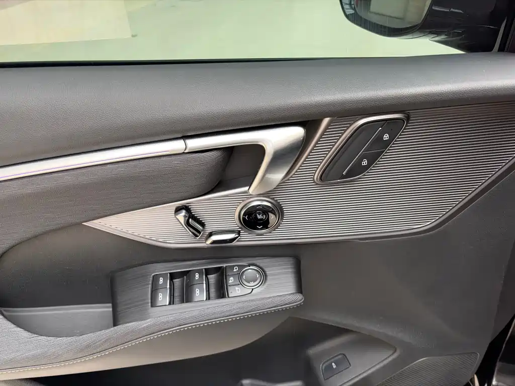 Buick LaCrosse — миниатюра 17