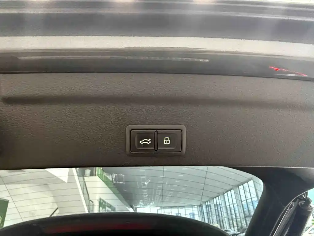 Audi Q3 Sportback — миниатюра 14