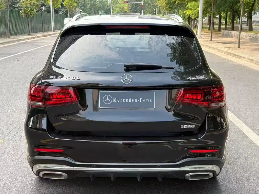 Mercedes-Benz GLC — миниатюра 8