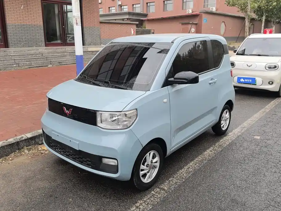 Wuling MINIEV