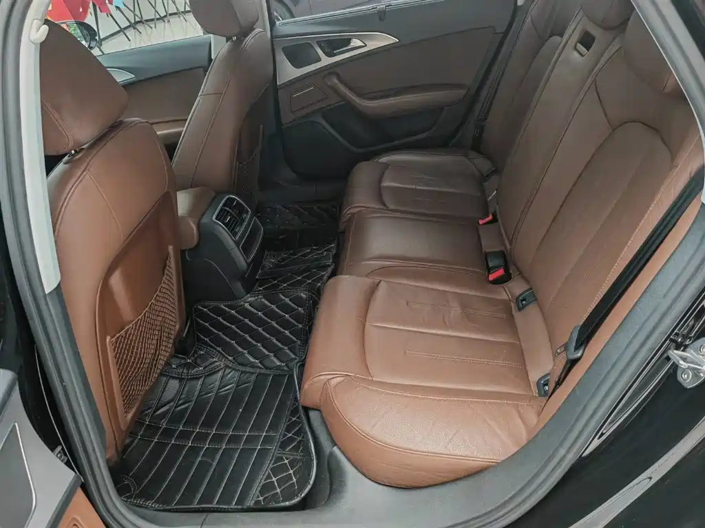 Audi A6L — миниатюра 10