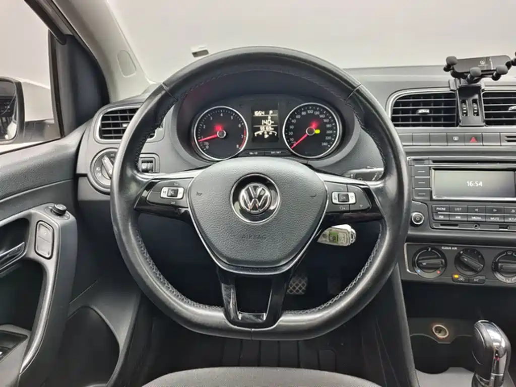 Volkswagen Polo — миниатюра 9