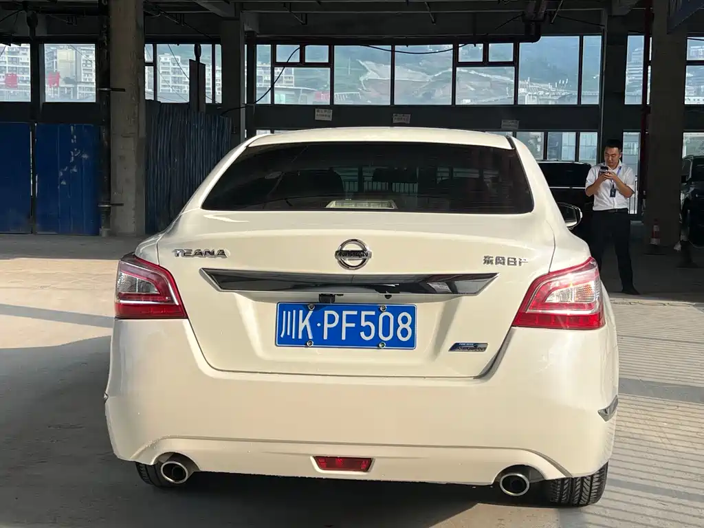 Nissan Teana — миниатюра 12