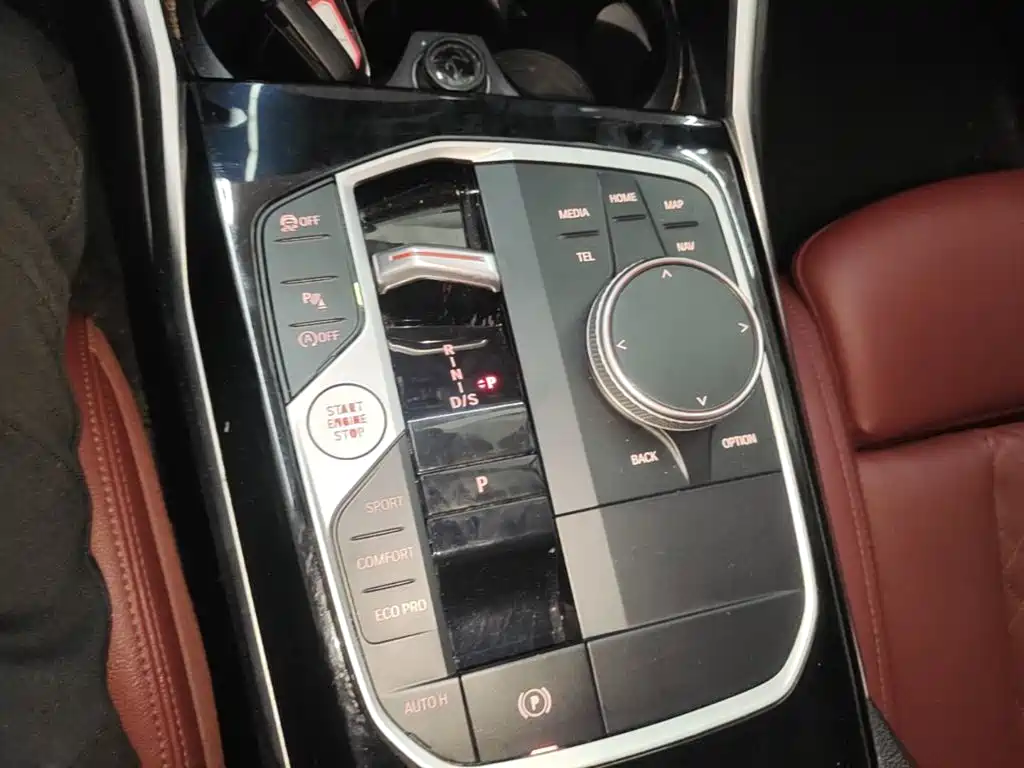 BMW 3 Series — миниатюра 14