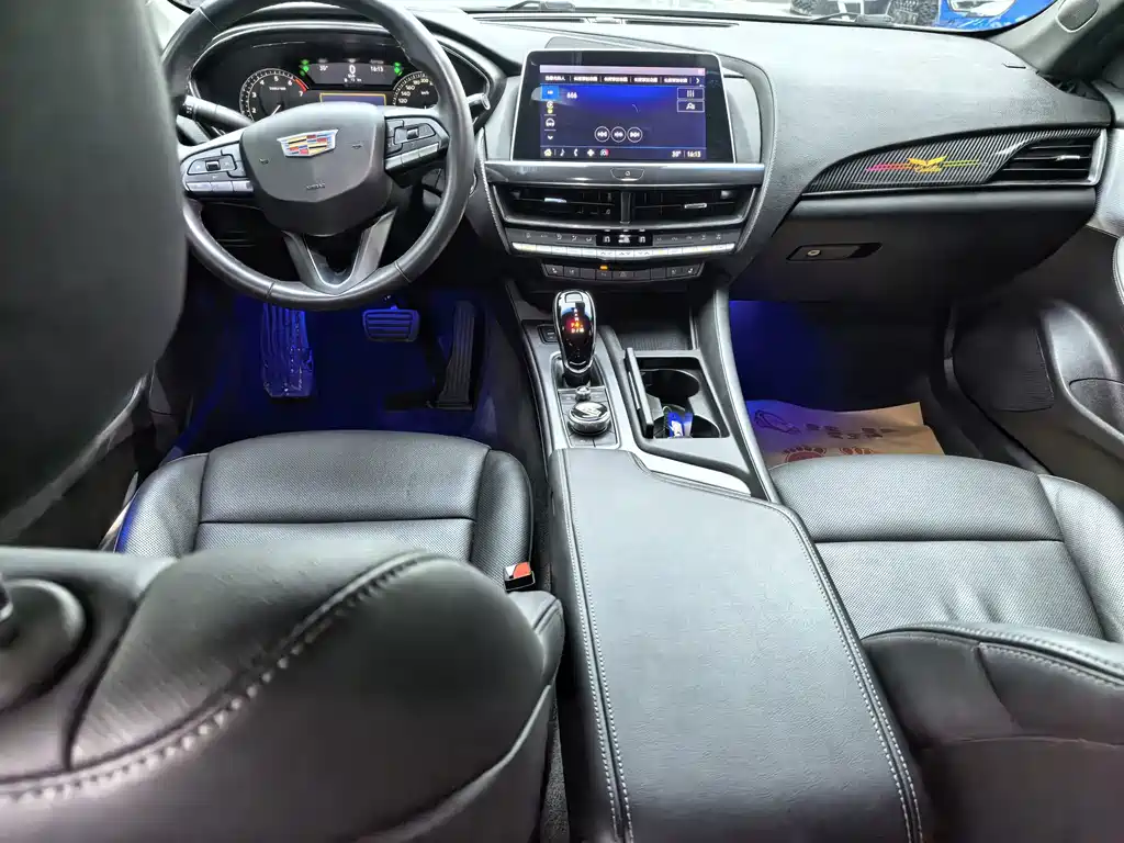 Cadillac CT5 — миниатюра 7