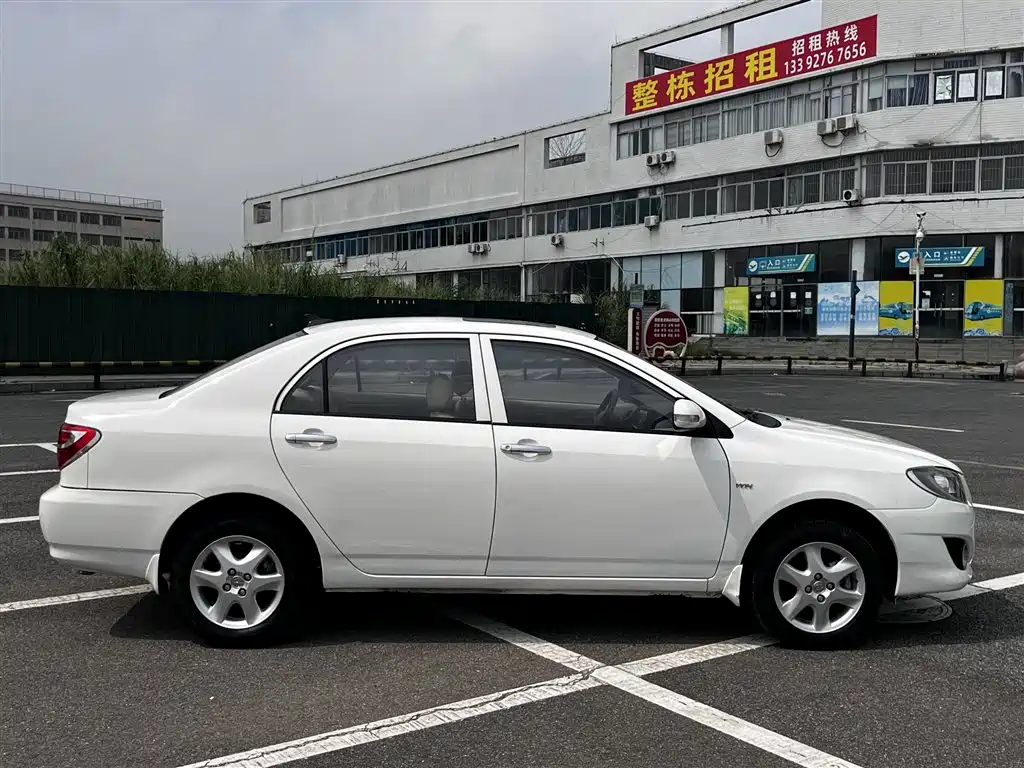 Toyota Corolla — миниатюра 7
