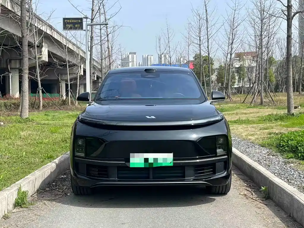 Li Auto L8 2025 Max