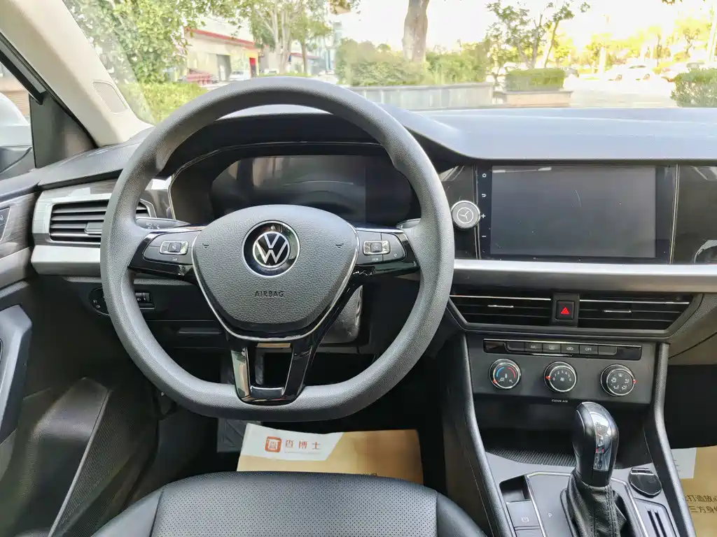 Volkswagen Lavida — миниатюра 18
