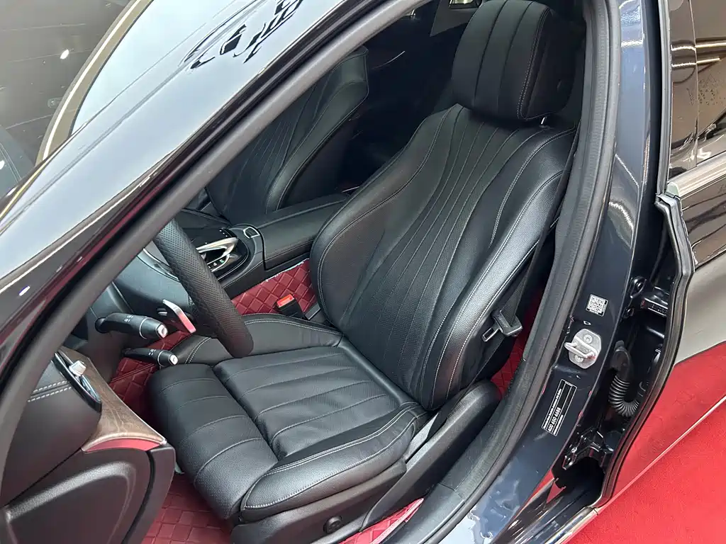 Mercedes-Benz E-Class — миниатюра 35