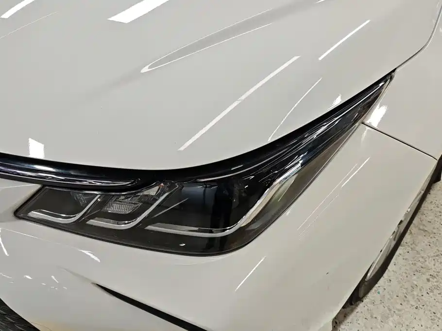 Toyota Corolla — миниатюра 5