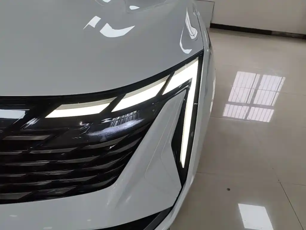 Geely Boyue L — миниатюра 24