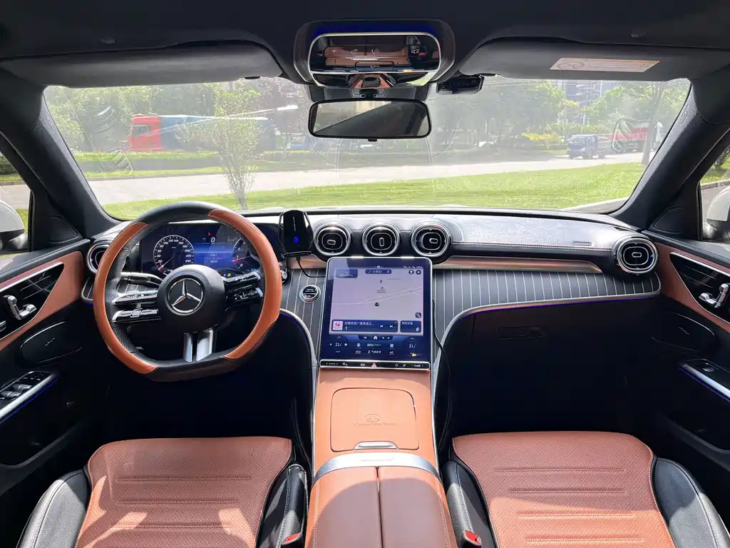 Mercedes-Benz C-Class — миниатюра 7