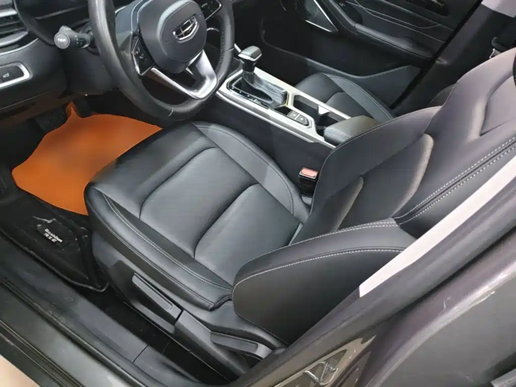 Geely Emgrand — миниатюра 15