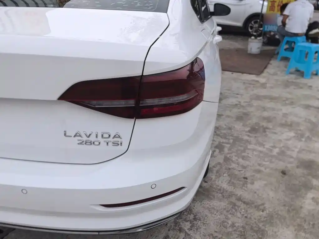 Volkswagen Lavida — миниатюра 8