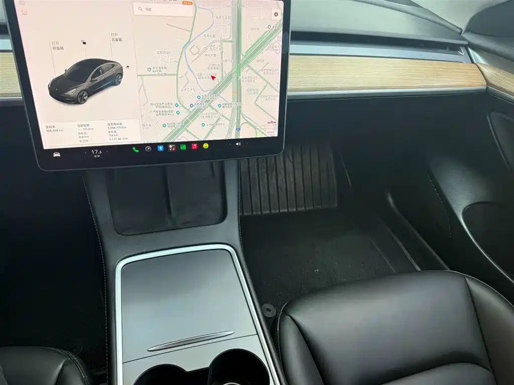 Tesla Model 3 — миниатюра 6