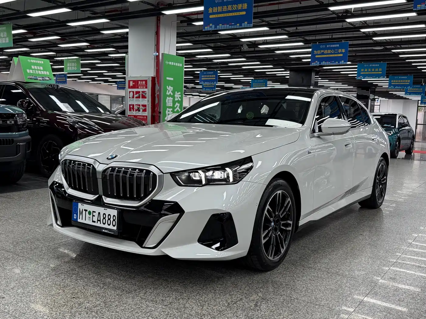 宝马5系 2024款 530Li 领先型 M运动套装 2025