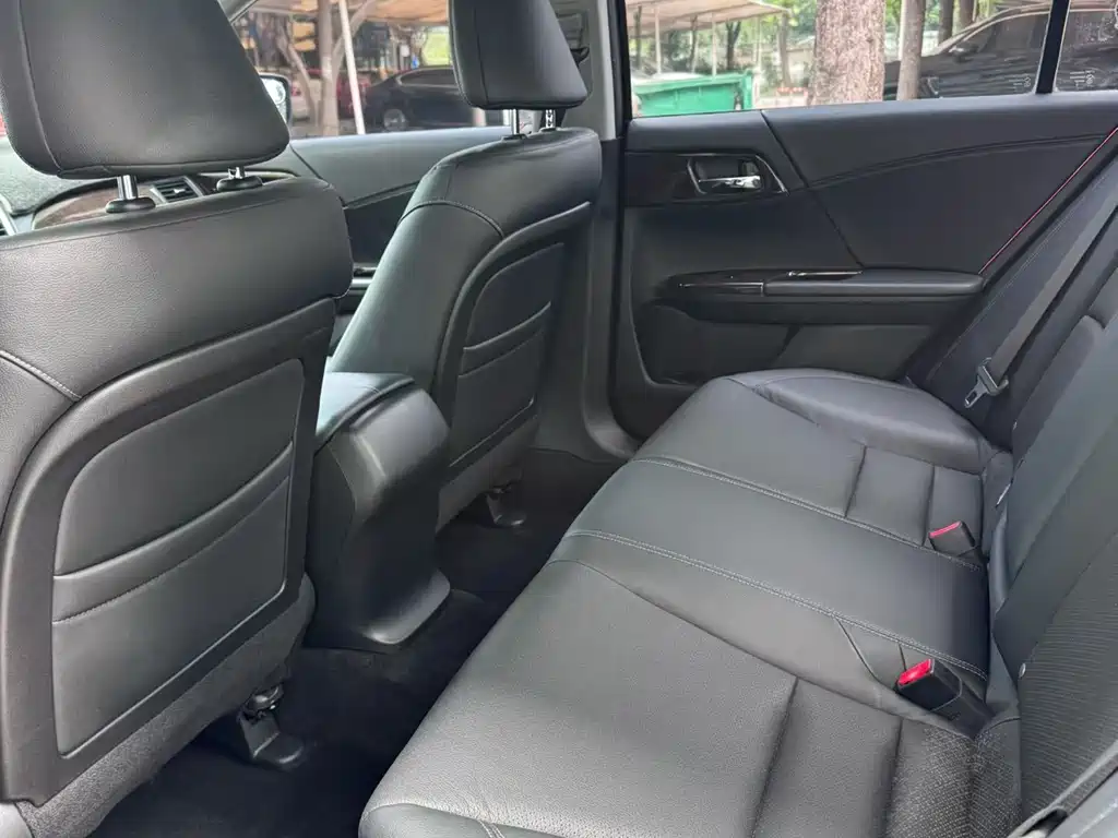 Honda Accord 2015 2.0L LXS Elite